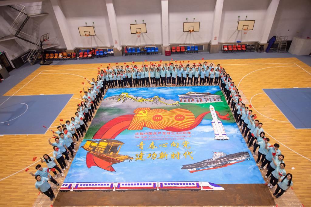 北京农学院113名师生圆满完成合唱、献词等庆祝中国共产党成立100周年大会服务保障任务